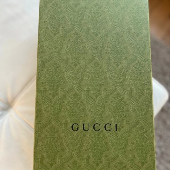 Leather lug sole Horsebit loafer - Picture 2 of 13